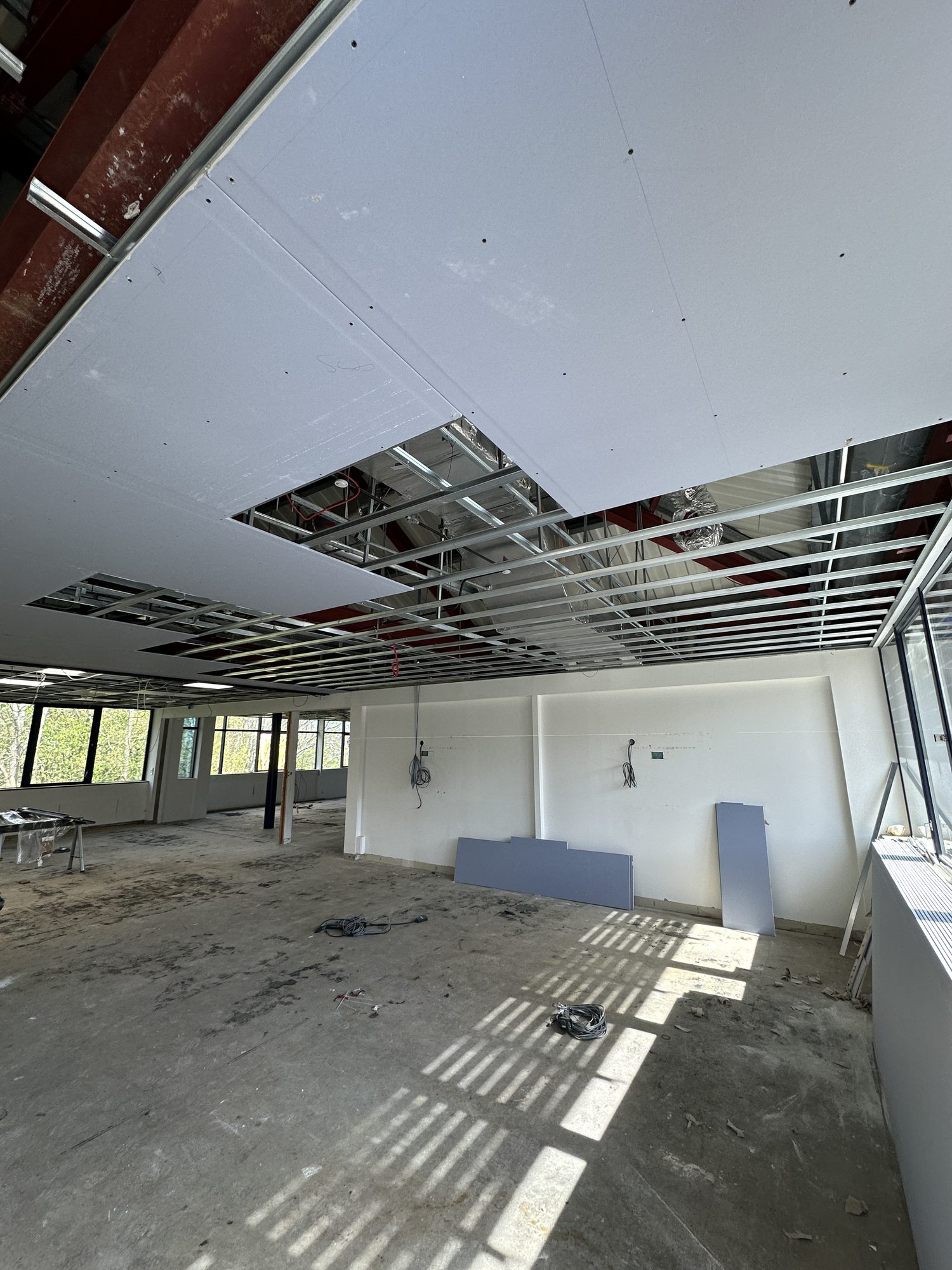 New suspended ceiling grid going in across the floor plate